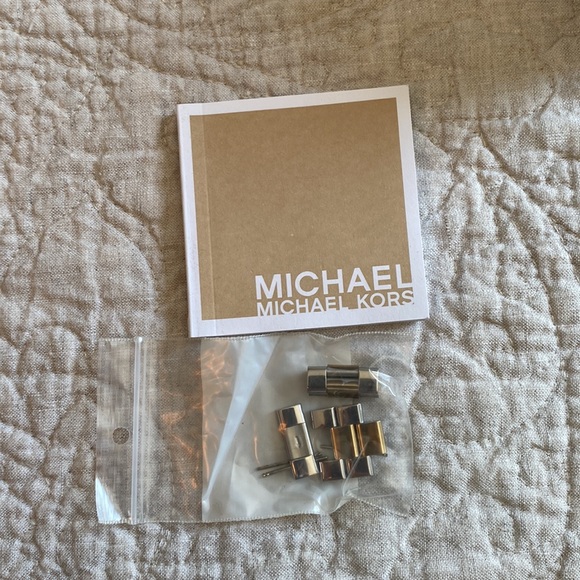 RARE Michael Kors MK5893 Womens Channing Wrist Watch - Picture 7 of 7